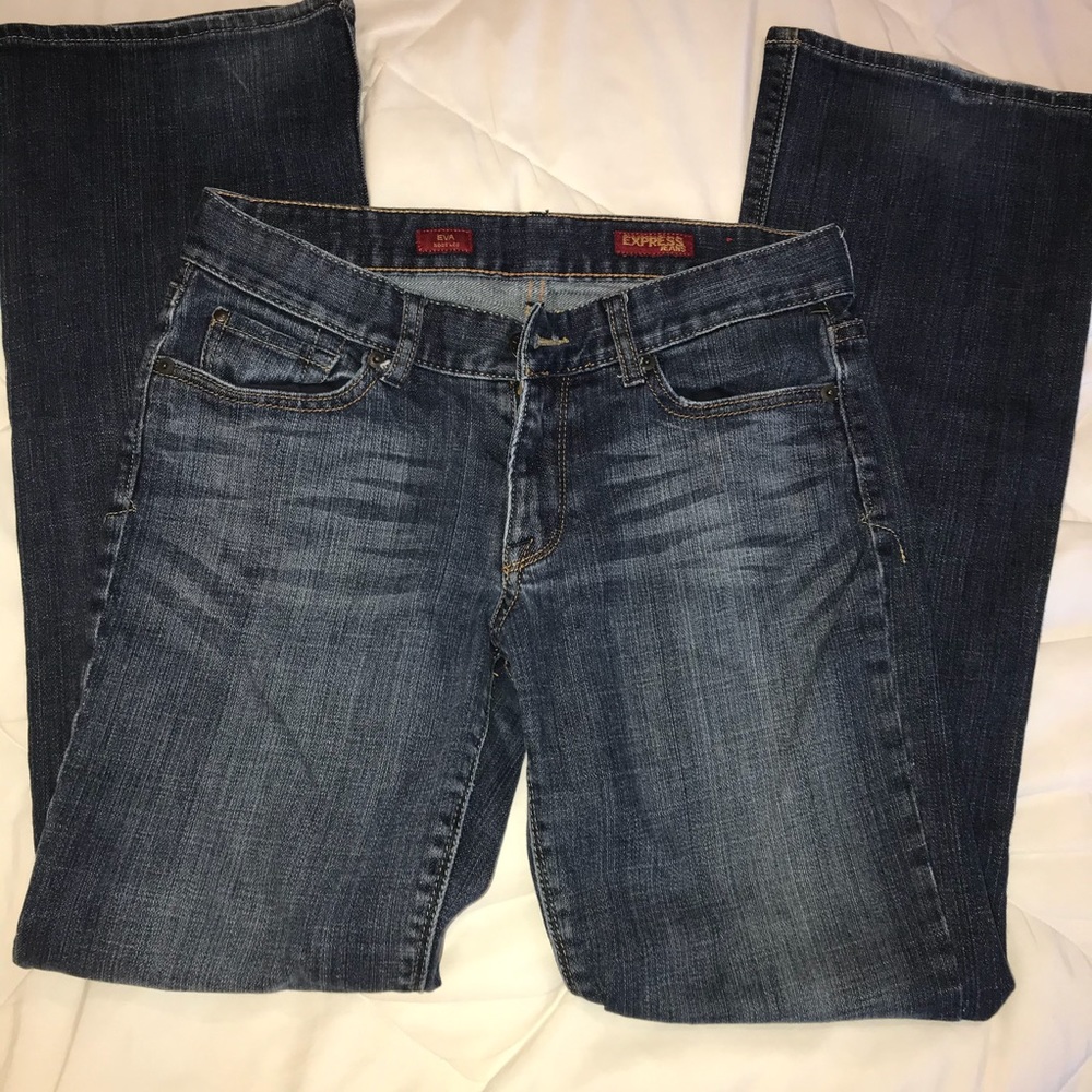 Express jeans size 4 R in EUC Eva bootleg bootcut